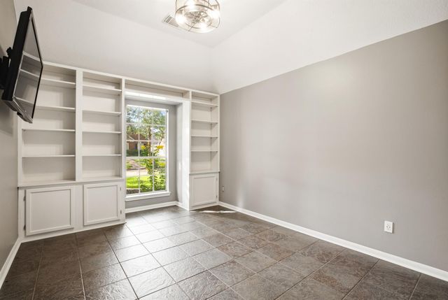 1127 Glendale Drive, Sugar Land, TX 77479