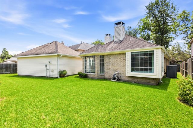 1127 Glendale Drive, Sugar Land, TX 77479
