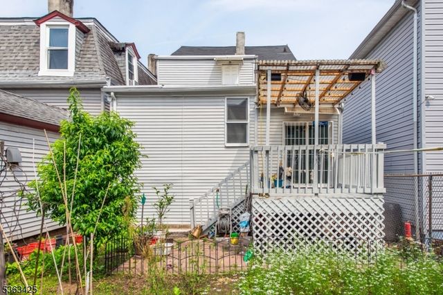 56 Holsman St 2, Paterson City, NJ 07522