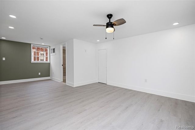 16871 Asbury Park, Detroit, MI 48235