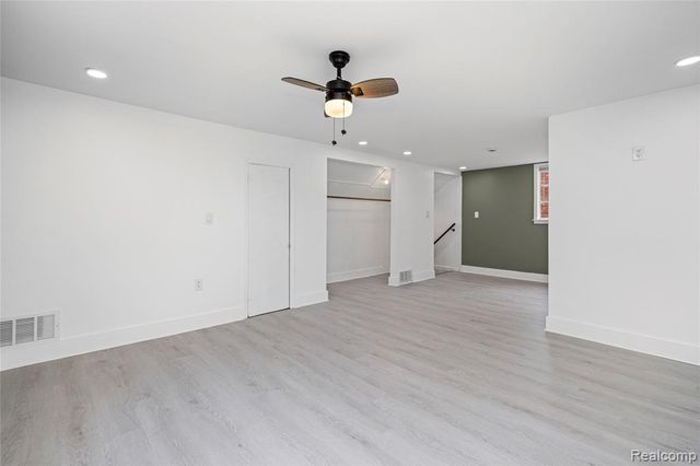 16871 Asbury Park, Detroit, MI 48235