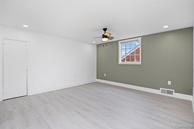 16871 Asbury Park, Detroit, MI 48235