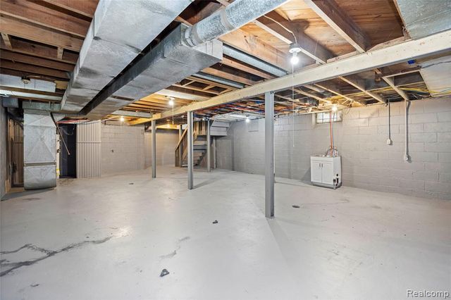 16871 Asbury Park, Detroit, MI 48235