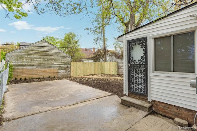 16871 Asbury Park, Detroit, MI 48235