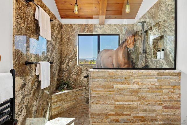 974 Via Hillview, Fallbrook, CA 92028
