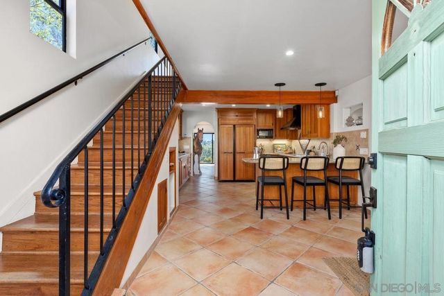 974 Via Hillview, Fallbrook, CA 92028