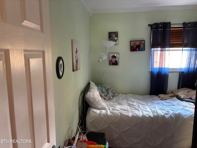 102 E Morningside Drive, Oak Ridge, TN 37830