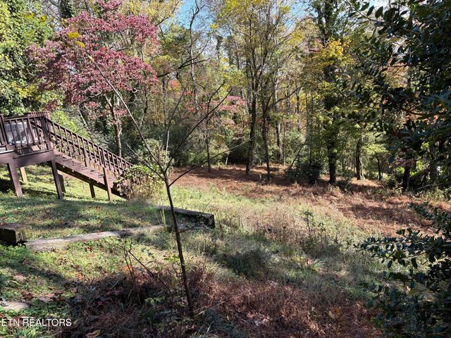 102 E Morningside Drive, Oak Ridge, TN 37830