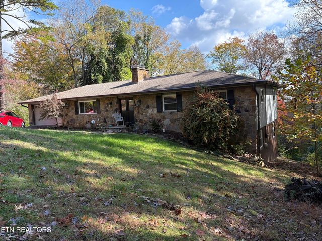 102 E Morningside Drive, Oak Ridge, TN 37830