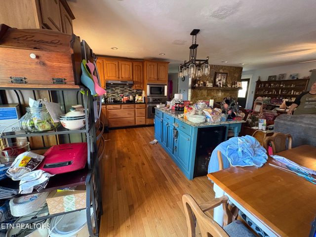 102 E Morningside Drive, Oak Ridge, TN 37830