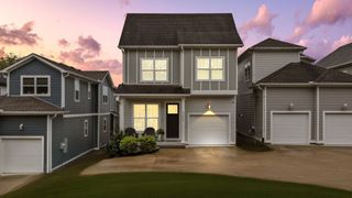 900A Youngs Ln, Nashville, TN 37207