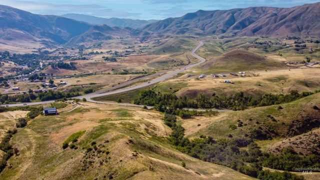 442 Old Hwy 55, Horseshoe Bend, ID 83629