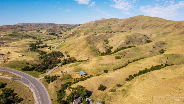 442 Old Hwy 55, Horseshoe Bend, ID 83629