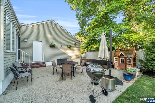 68 Bluefield Avenue, Harrington Park, NJ 07640