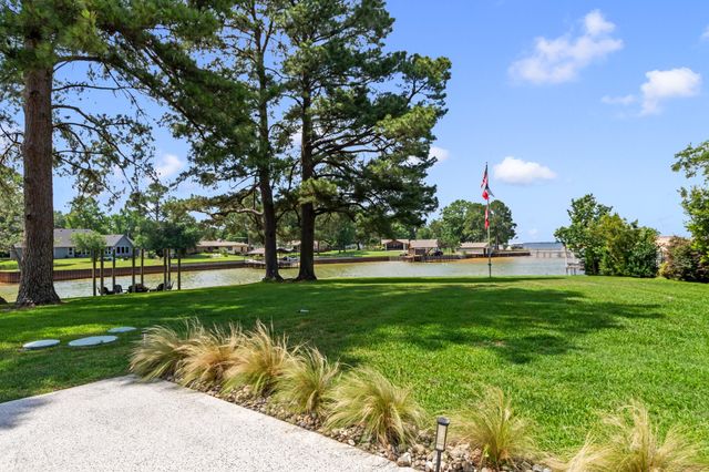 132 Goodknight Ranch Road, Trinidad, TX 75163