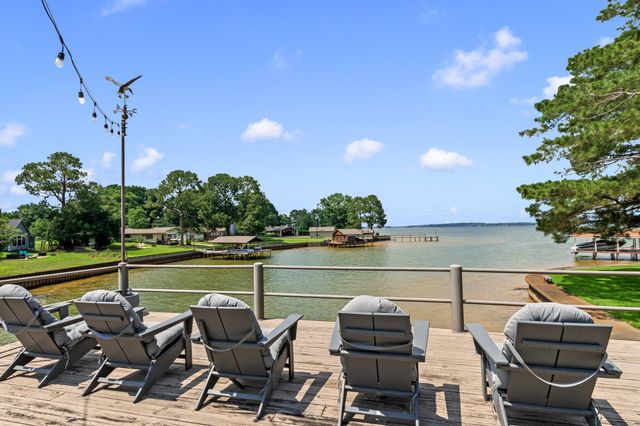 132 Goodknight Ranch Road, Trinidad, TX 75163