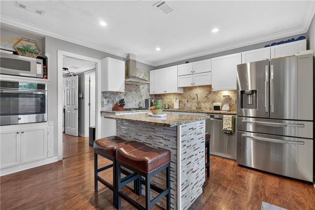 3 Pendleton Place NE, Atlanta, GA 30342
