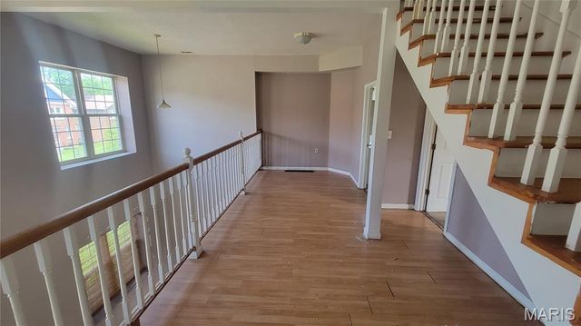 5714 Maple Avenue, St Louis, MO 63112