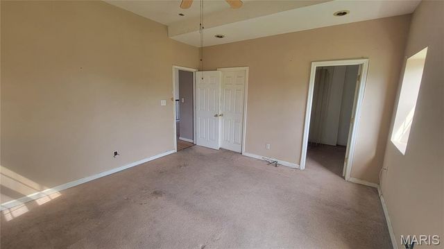 5714 Maple Avenue, St Louis, MO 63112
