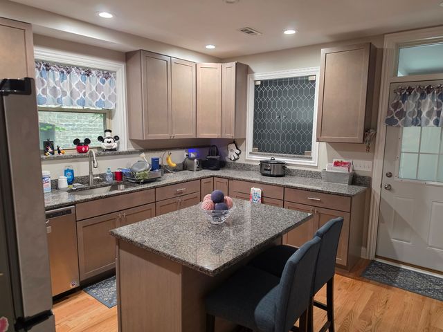 3811 N Spaulding Avenue 1, Chicago, IL 60618