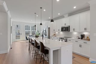 35 LINDLEY LN, Charlottesville, VA 22901