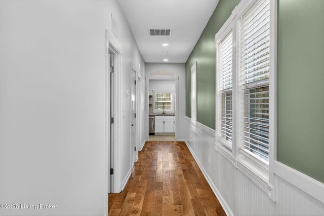 2714 Hillside Terrace, Louisville, KY 40206