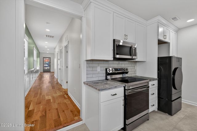 2714 Hillside Terrace, Louisville, KY 40206