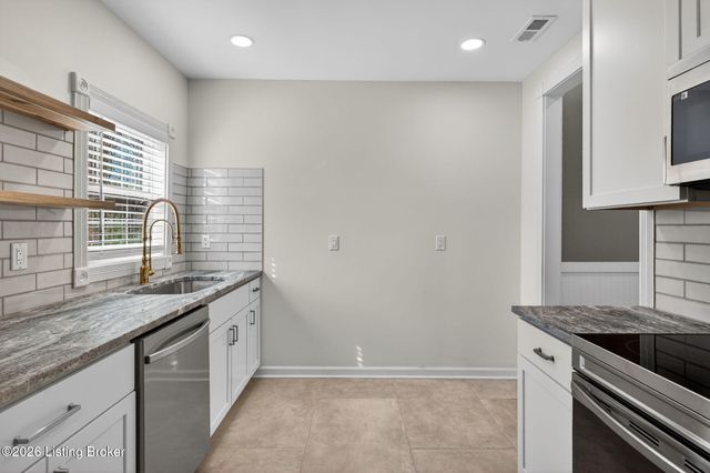 2714 Hillside Terrace, Louisville, KY 40206