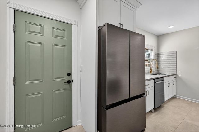 2714 Hillside Terrace, Louisville, KY 40206