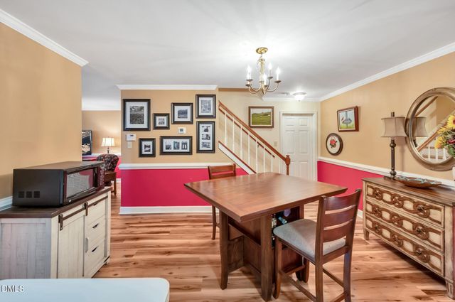 391 Summerwalk Circle, Chapel Hill, NC 27517