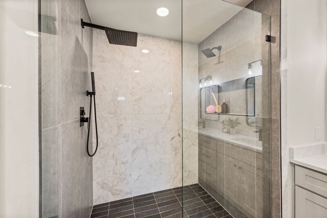 2405 Glenbrook Meadows Drive, Garland, TX 75040