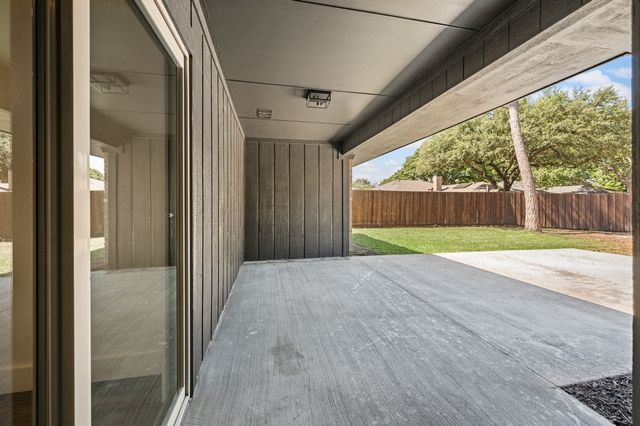 2405 Glenbrook Meadows Drive, Garland, TX 75040