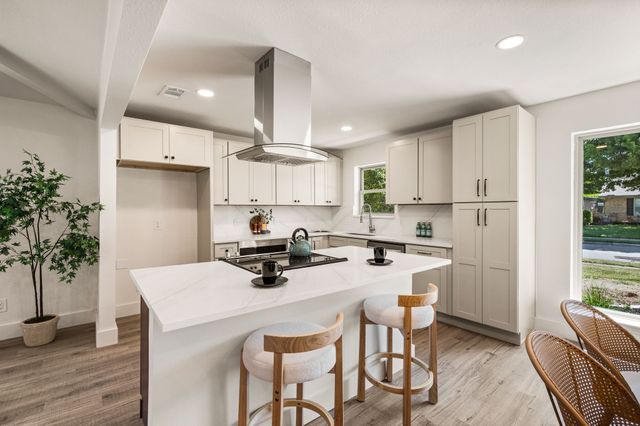 2405 Glenbrook Meadows Drive, Garland, TX 75040
