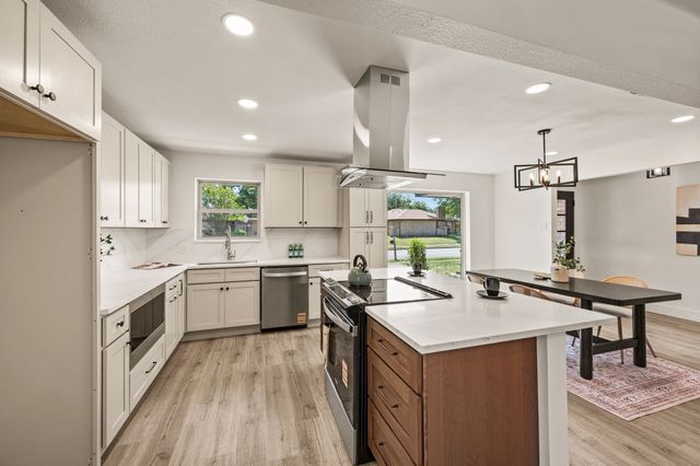 2405 Glenbrook Meadows Drive, Garland, TX 75040