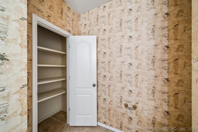 13150 S 116th East Avenue, Broken Arrow, OK 74011
