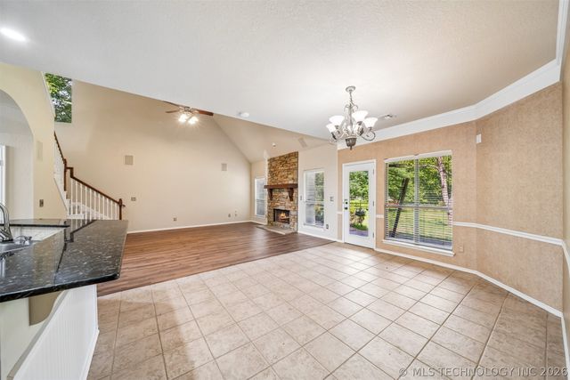 13150 S 116th East Avenue, Broken Arrow, OK 74011