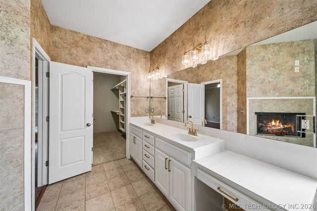 13150 S 116th East Avenue, Broken Arrow, OK 74011