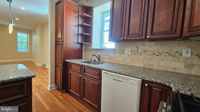 130 ROCKLAND AVE, Bala Cynwyd, PA 19004