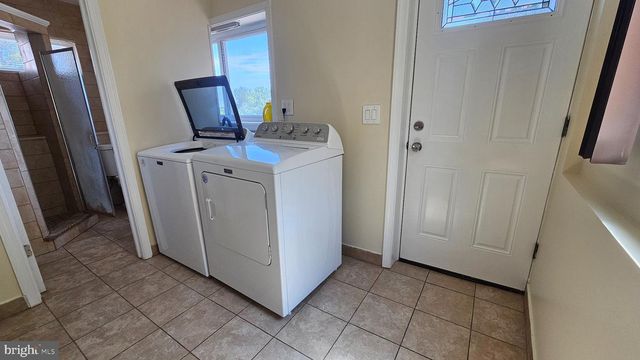 130 ROCKLAND AVE, Bala Cynwyd, PA 19004