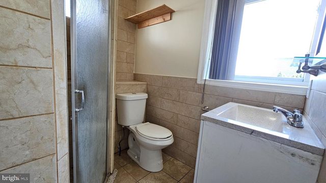 130 ROCKLAND AVE, Bala Cynwyd, PA 19004