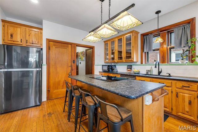 3854 Loughborough Avenue, St Louis, MO 63116