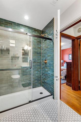 3854 Loughborough Avenue, St Louis, MO 63116
