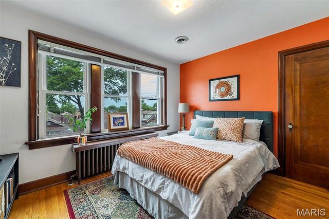 3854 Loughborough Avenue, St Louis, MO 63116