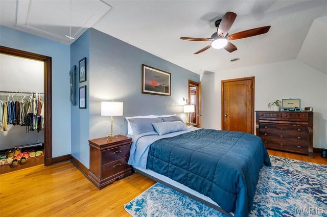 3854 Loughborough Avenue, St Louis, MO 63116