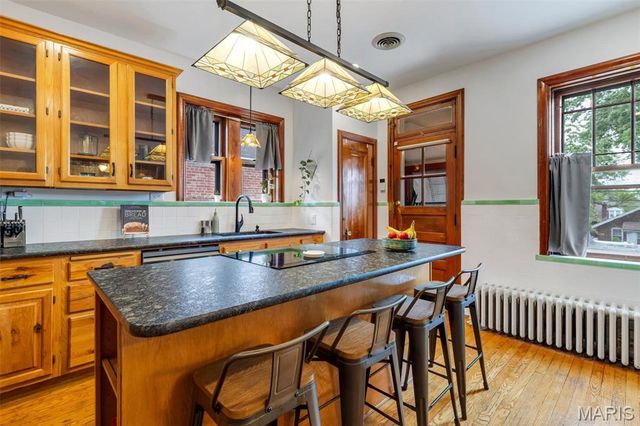 3854 Loughborough Avenue, St Louis, MO 63116