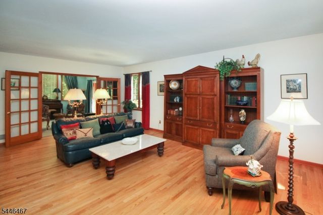7 Janice Dr, Mount Olive Twp., NJ 07840