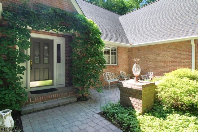 7 Janice Dr, Mount Olive Twp., NJ 07840