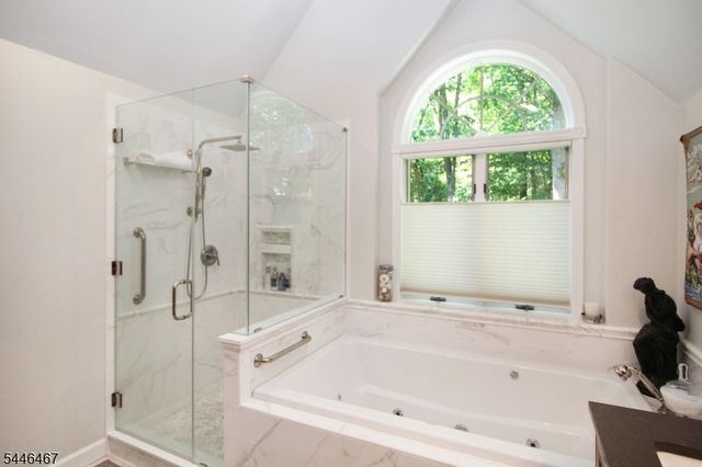 7 Janice Dr, Mount Olive Twp., NJ 07840