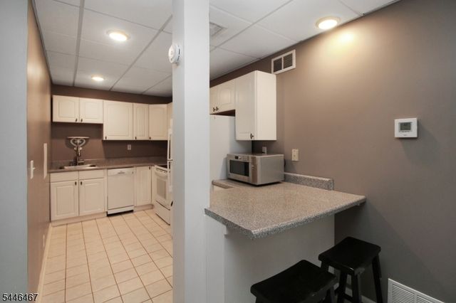 7 Janice Dr, Mount Olive Twp., NJ 07840