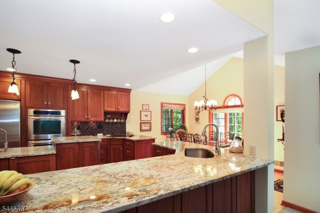 7 Janice Dr, Mount Olive Twp., NJ 07840